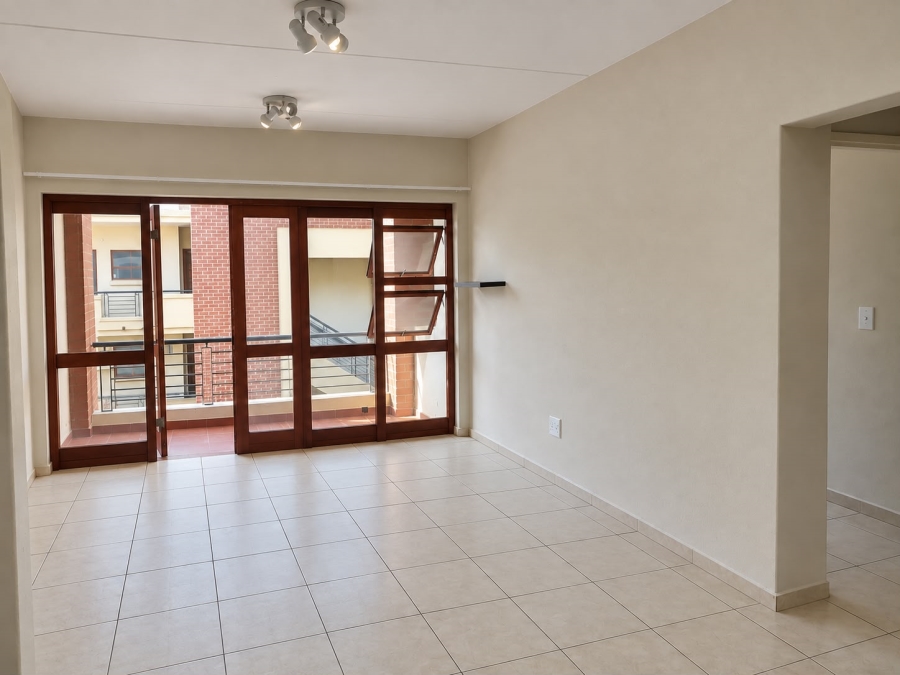 To Let 1 Bedroom Property for Rent in Douglasdale Gauteng