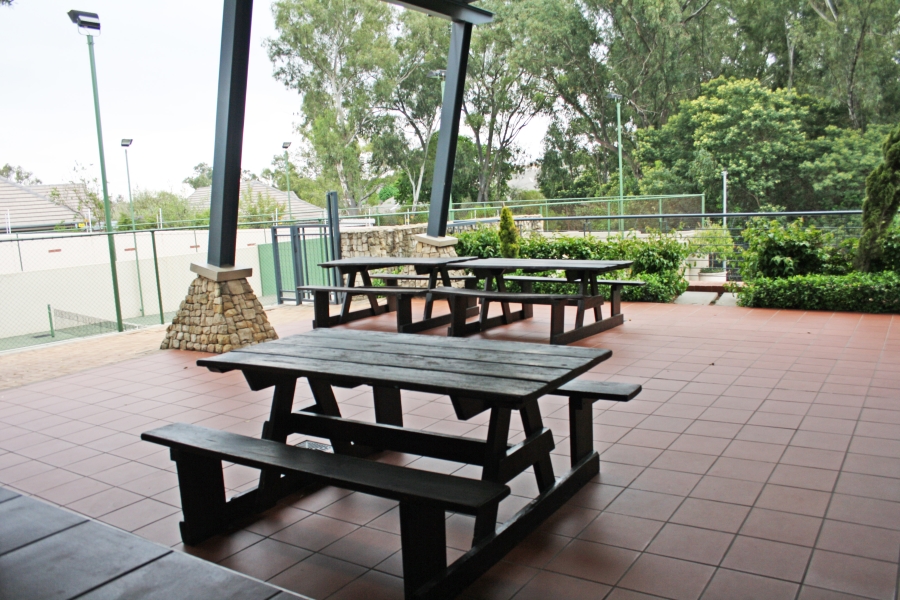 To Let 1 Bedroom Property for Rent in Douglasdale Gauteng