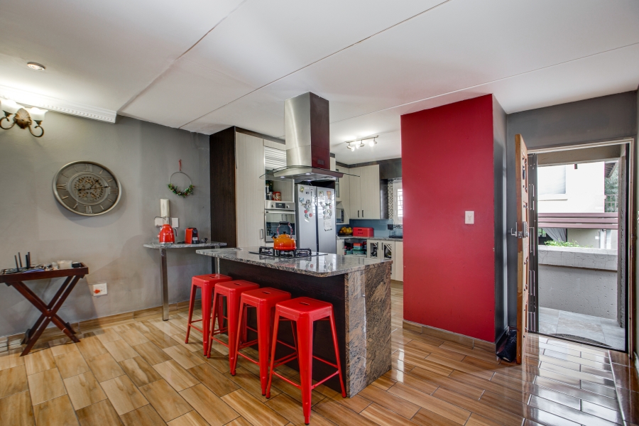 4 Bedroom Property for Sale in Halfway Gardens Gauteng