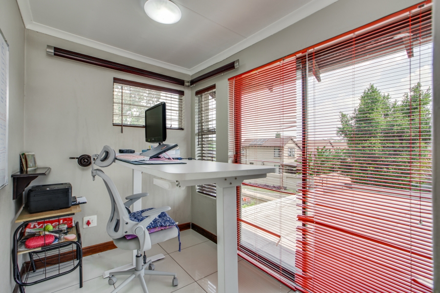 4 Bedroom Property for Sale in Halfway Gardens Gauteng