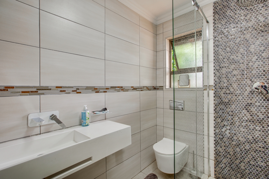 4 Bedroom Property for Sale in Halfway Gardens Gauteng