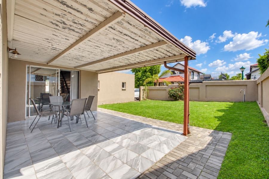 4 Bedroom Property for Sale in Halfway Gardens Gauteng