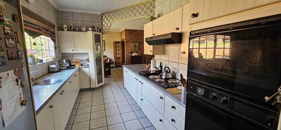 4 Bedroom Property for Sale in Three Rivers East Gauteng