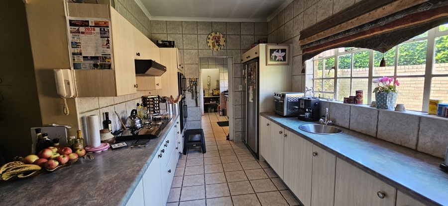 4 Bedroom Property for Sale in Three Rivers East Gauteng