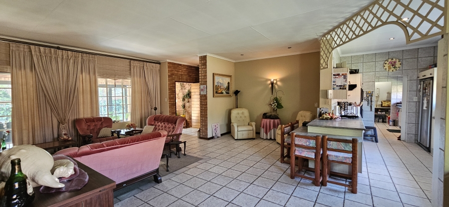 4 Bedroom Property for Sale in Three Rivers East Gauteng