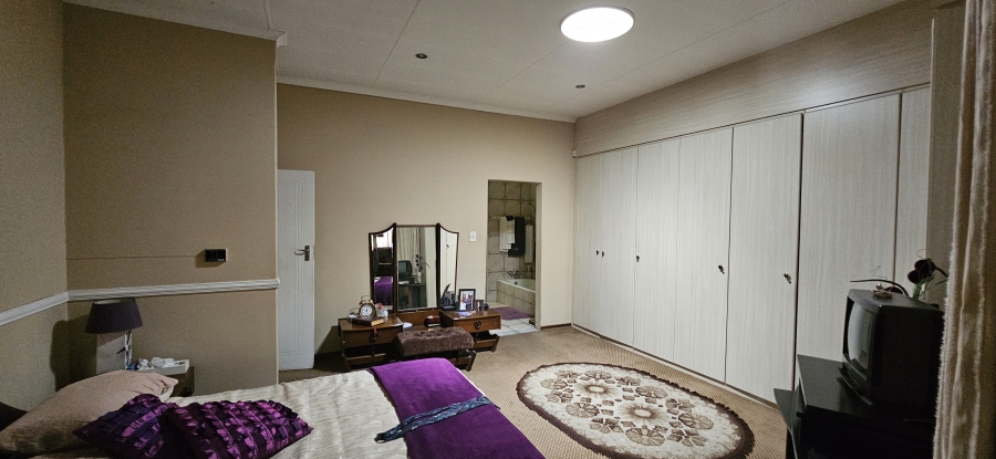 4 Bedroom Property for Sale in Three Rivers East Gauteng