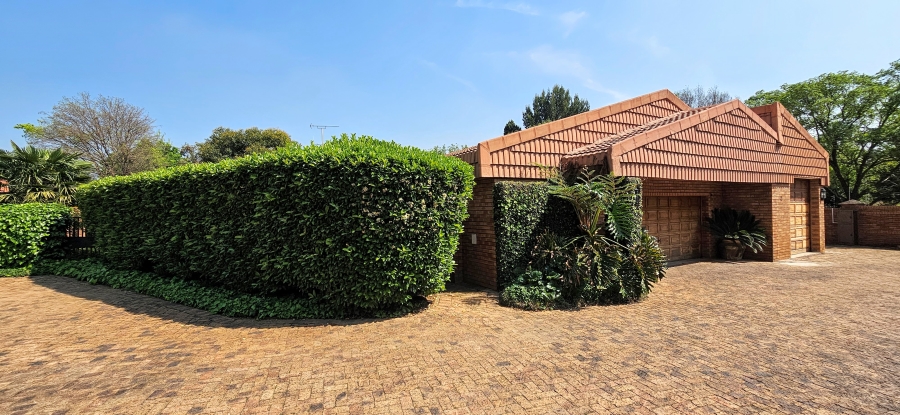 4 Bedroom Property for Sale in Three Rivers East Gauteng