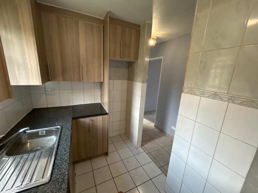 To Let 2 Bedroom Property for Rent in Sundowner Gauteng