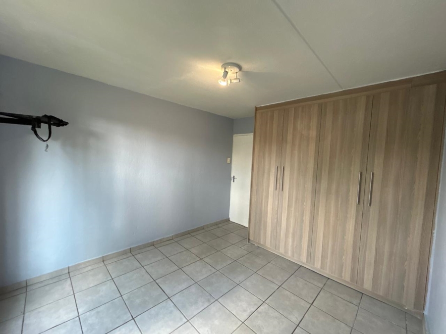 To Let 2 Bedroom Property for Rent in Sundowner Gauteng