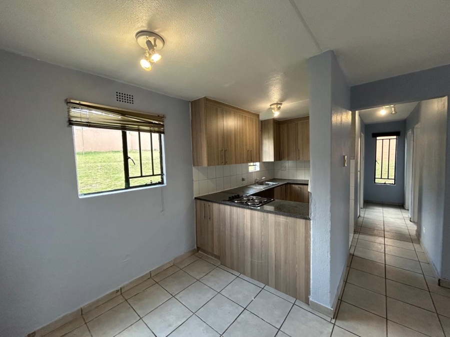To Let 2 Bedroom Property for Rent in Sundowner Gauteng