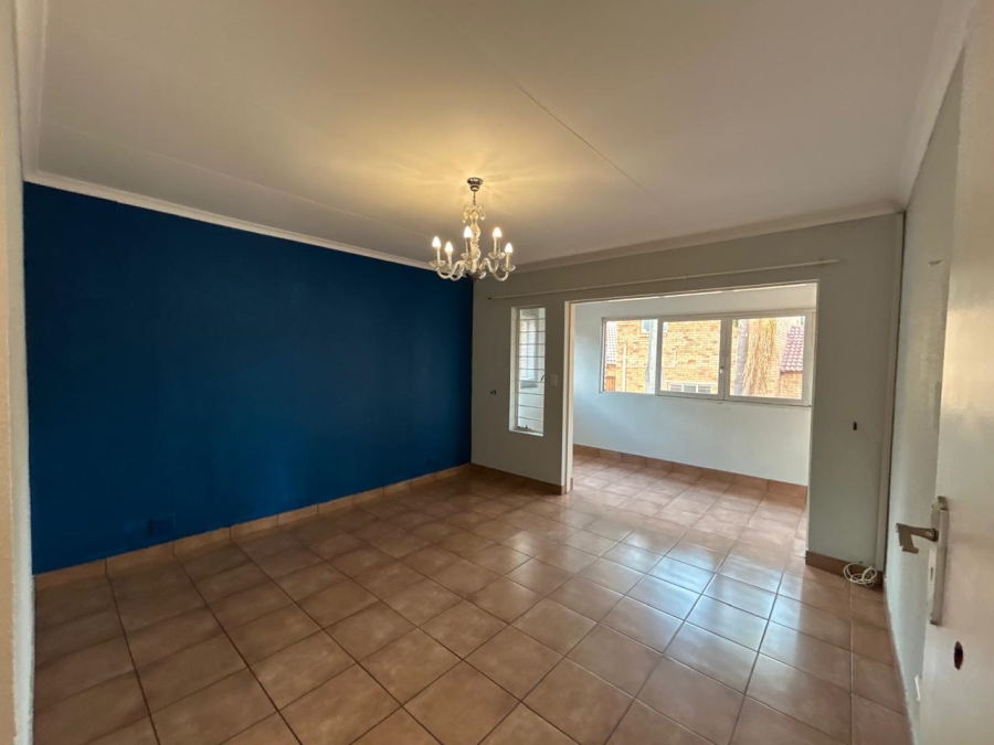 To Let 4 Bedroom Property for Rent in Sundowner Gauteng