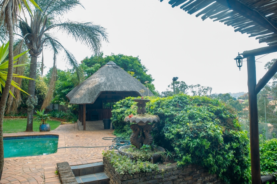 6 Bedroom Property for Sale in Helderkruin Gauteng