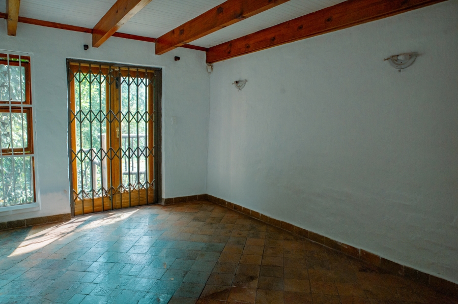 6 Bedroom Property for Sale in Helderkruin Gauteng