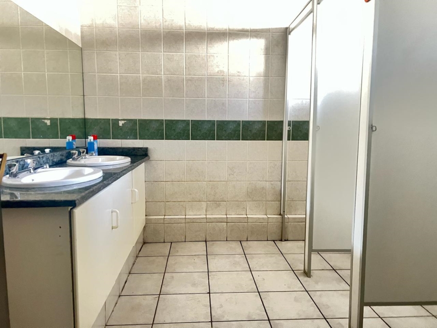 Commercial Property for Sale in Paulshof Gauteng