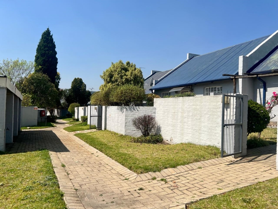2 Bedroom Property for Sale in Kelvin Gauteng