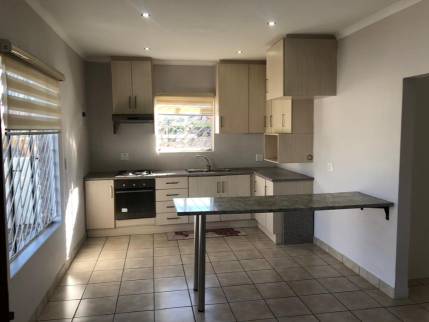 To Let 2 Bedroom Property for Rent in Laudium Gauteng
