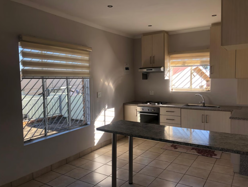 To Let 2 Bedroom Property for Rent in Laudium Gauteng