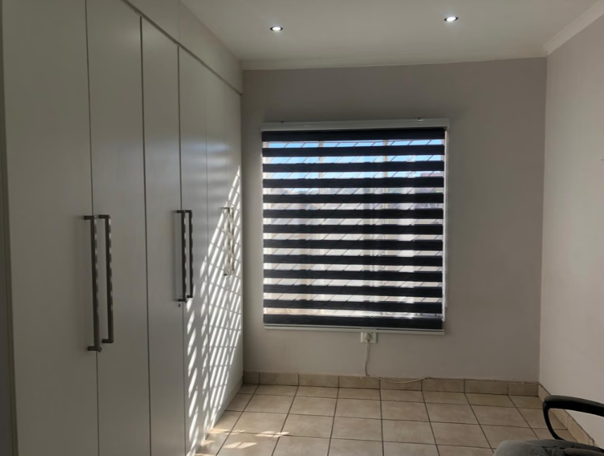 To Let 2 Bedroom Property for Rent in Laudium Gauteng