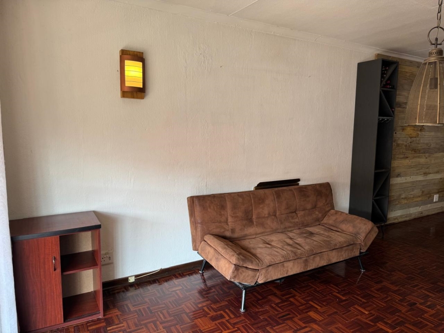 To Let 2 Bedroom Property for Rent in Woodmead Gauteng
