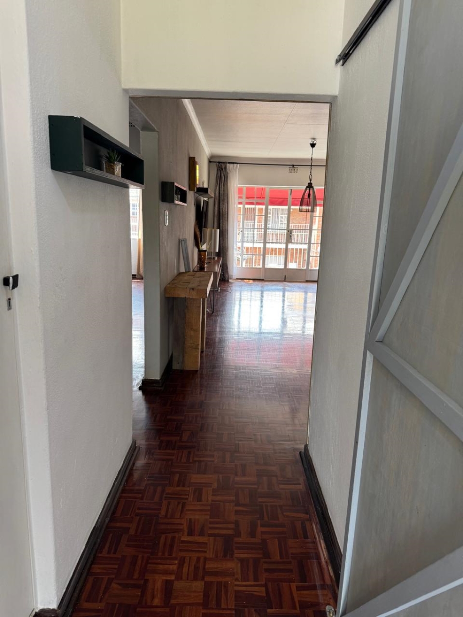To Let 2 Bedroom Property for Rent in Woodmead Gauteng