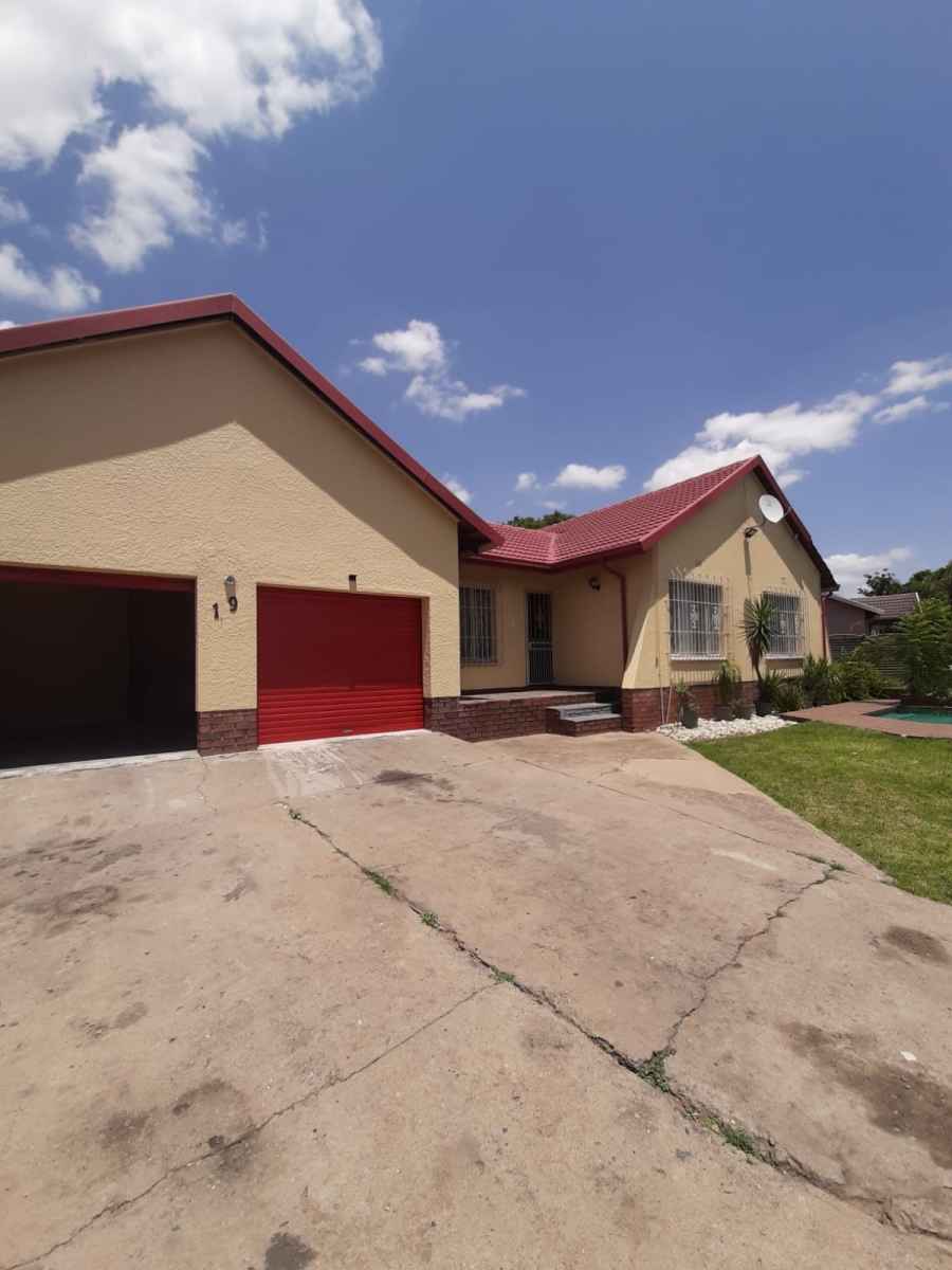 3 Bedroom Property for Sale in Norkem Park Gauteng