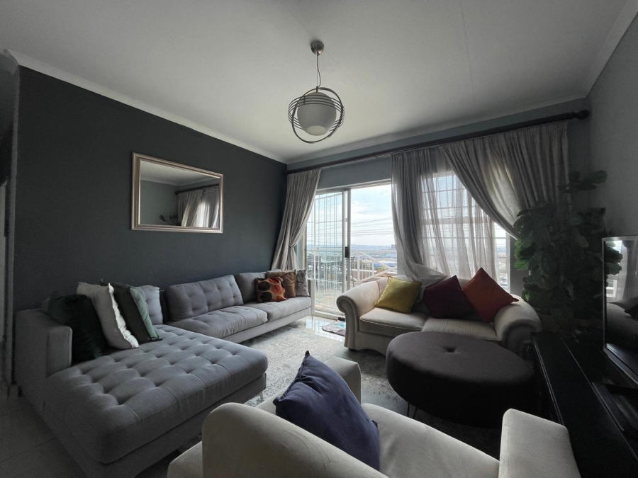 To Let 3 Bedroom Property for Rent in Sunnyrock Gauteng