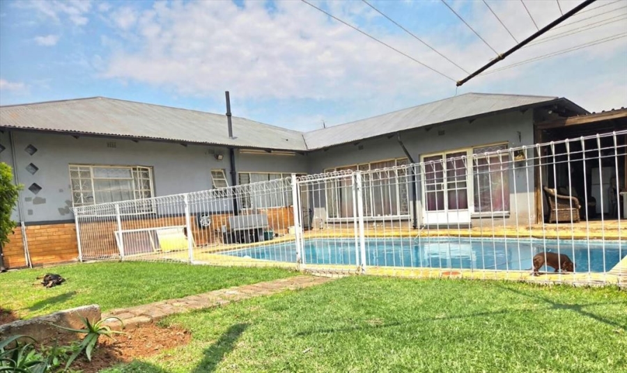 3 Bedroom Property for Sale in Comet Gauteng