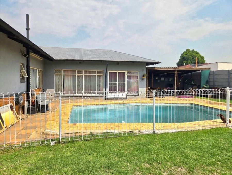 3 Bedroom Property for Sale in Comet Gauteng