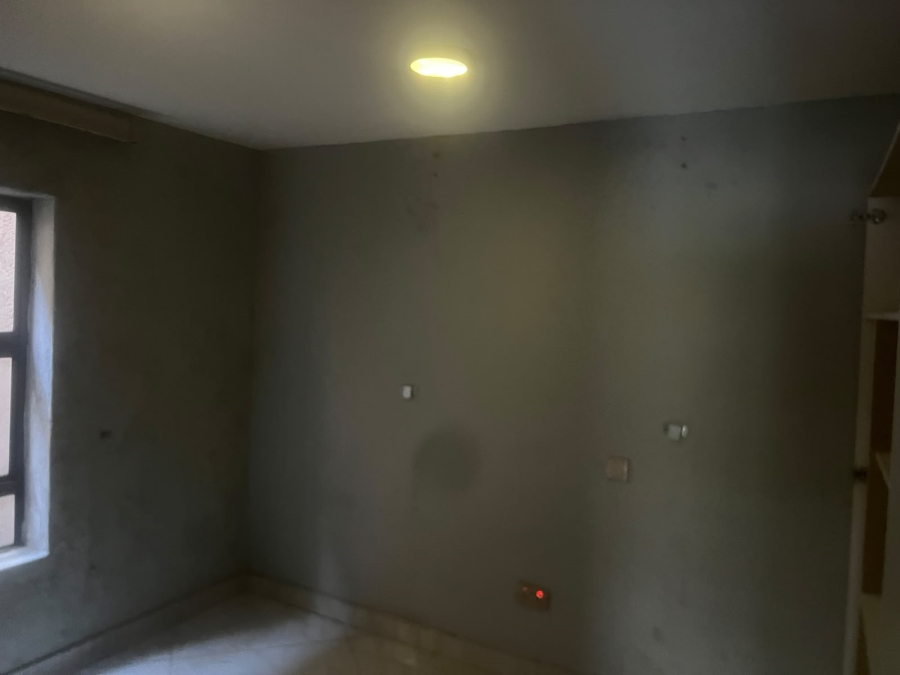 To Let 2 Bedroom Property for Rent in Lonehill Gauteng