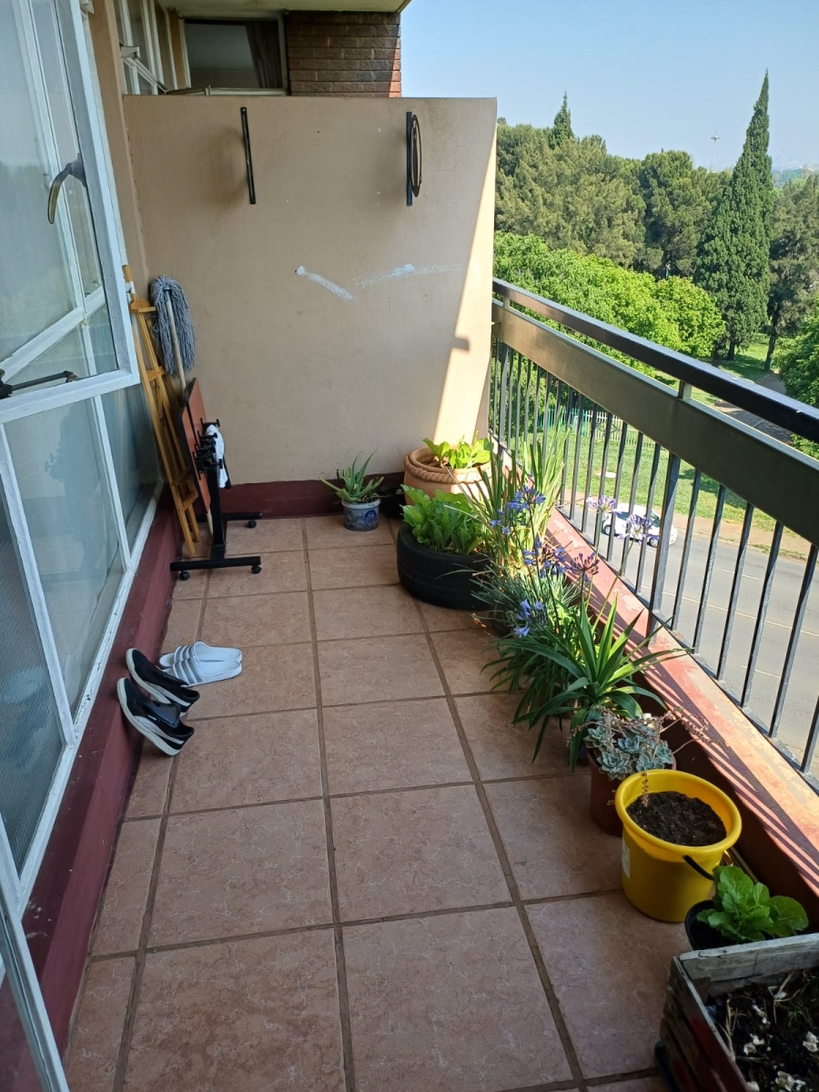 2 Bedroom Property for Sale in Denlee Gauteng
