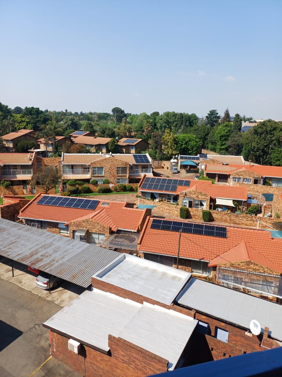 2 Bedroom Property for Sale in Denlee Gauteng
