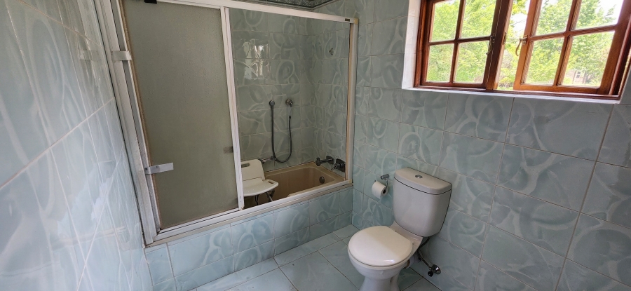 7 Bedroom Property for Sale in St Andrews Gauteng