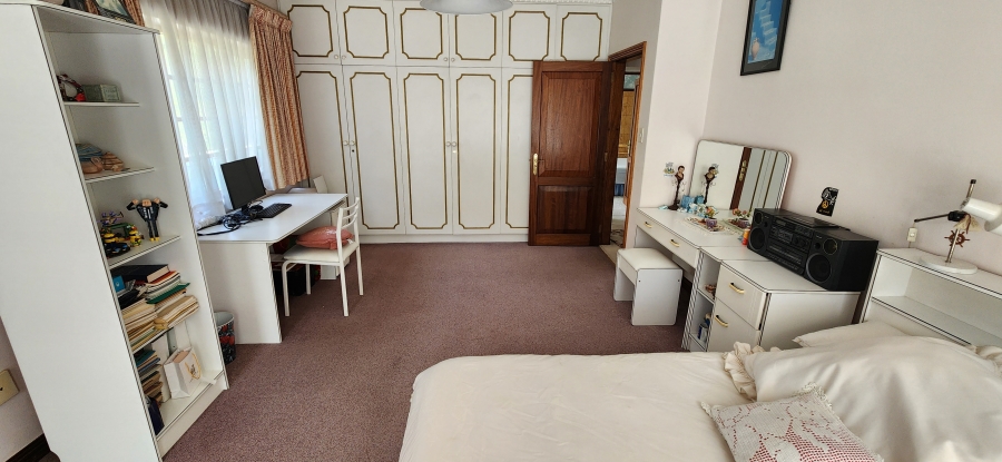 7 Bedroom Property for Sale in St Andrews Gauteng