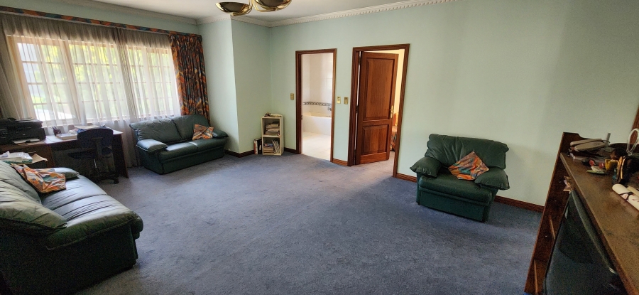 7 Bedroom Property for Sale in St Andrews Gauteng