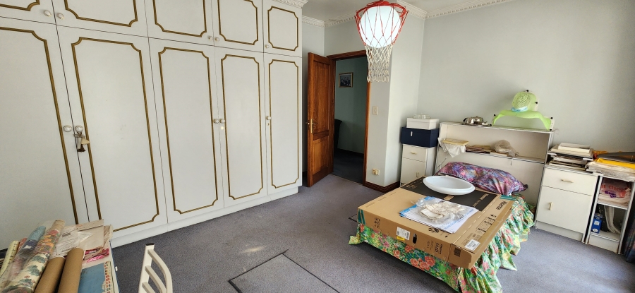 7 Bedroom Property for Sale in St Andrews Gauteng