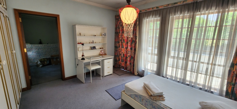 7 Bedroom Property for Sale in St Andrews Gauteng