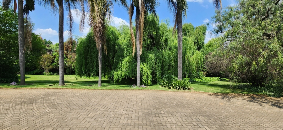 7 Bedroom Property for Sale in St Andrews Gauteng