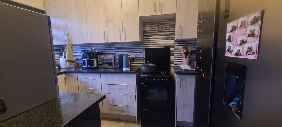 2 Bedroom Property for Sale in Croydon Gauteng