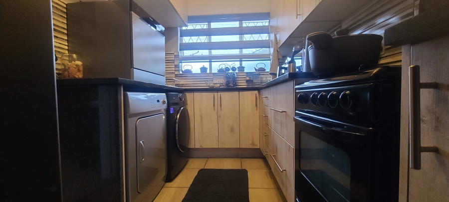 2 Bedroom Property for Sale in Croydon Gauteng