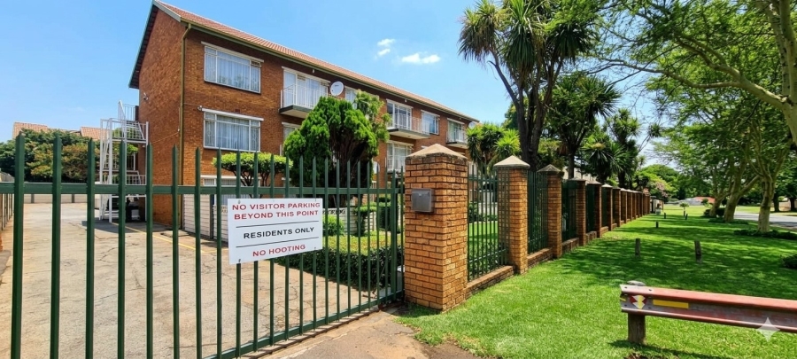 2 Bedroom Property for Sale in Croydon Gauteng