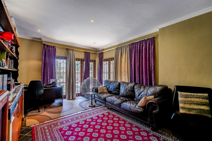 3 Bedroom Property for Sale in Willow Acres Gauteng