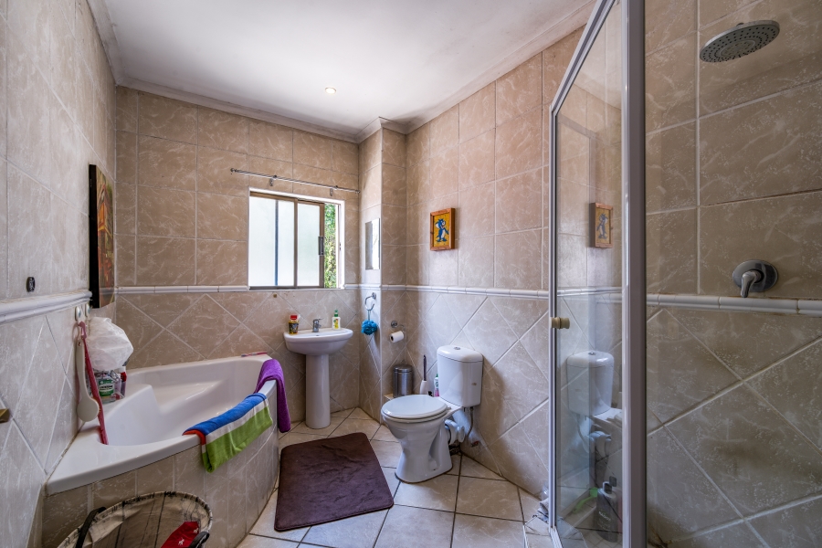 3 Bedroom Property for Sale in Willow Acres Gauteng