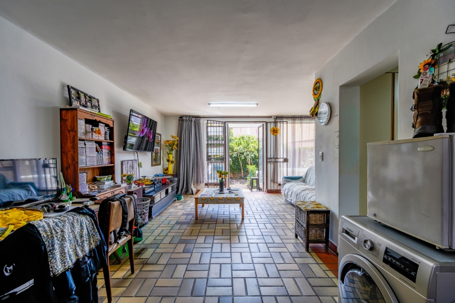 3 Bedroom Property for Sale in Die Wilgers Gauteng