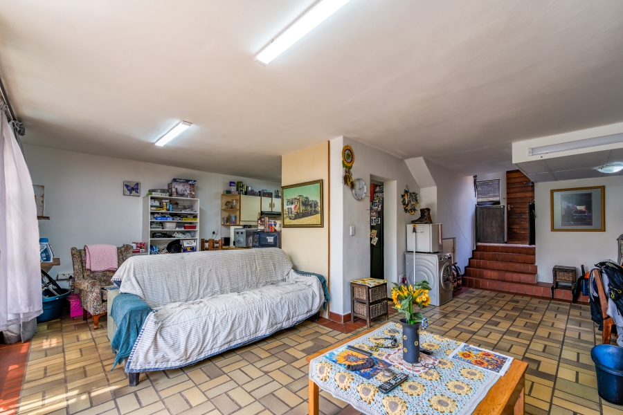 3 Bedroom Property for Sale in Die Wilgers Gauteng