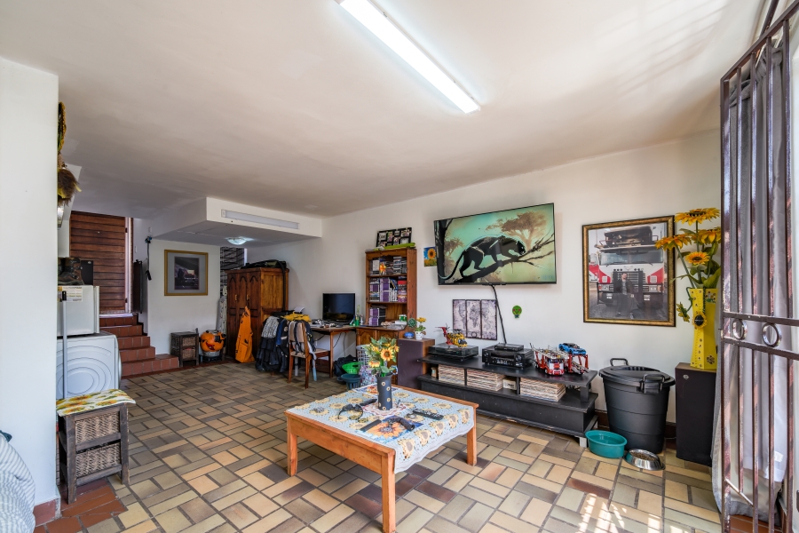 3 Bedroom Property for Sale in Die Wilgers Gauteng