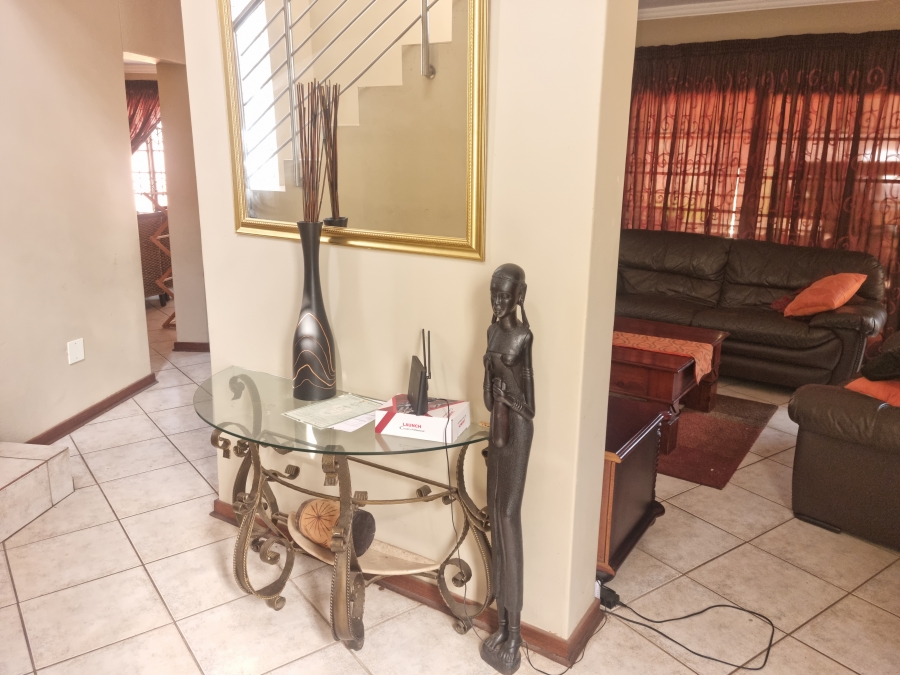 3 Bedroom Property for Sale in Moreleta Park Gauteng