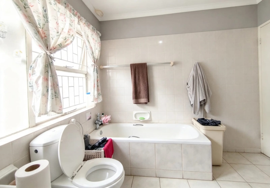 To Let 2 Bedroom Property for Rent in Rietfontein Gauteng