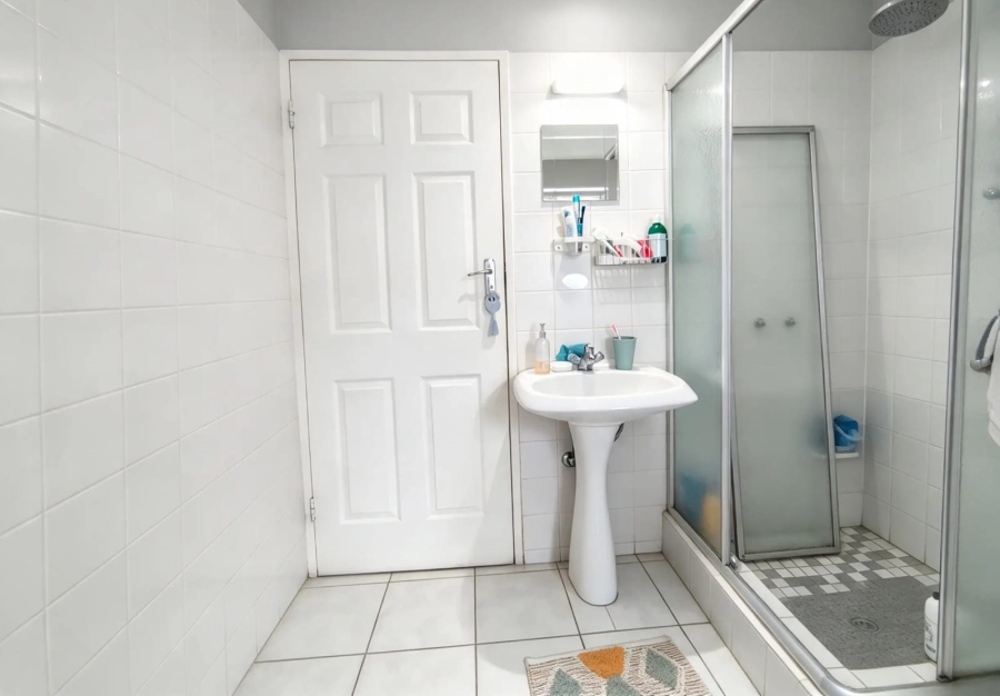 To Let 2 Bedroom Property for Rent in Rietfontein Gauteng