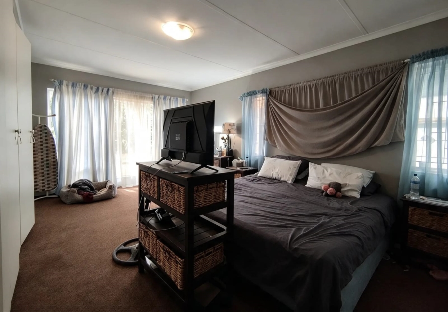 To Let 2 Bedroom Property for Rent in Rietfontein Gauteng