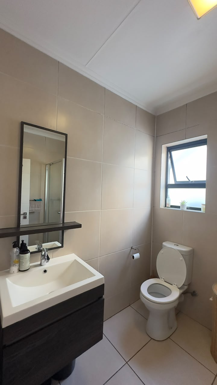 To Let 1 Bedroom Property for Rent in Olivedale Gauteng